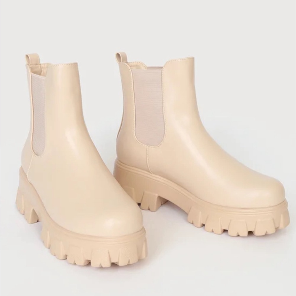 Lulus Lug Sole Boots